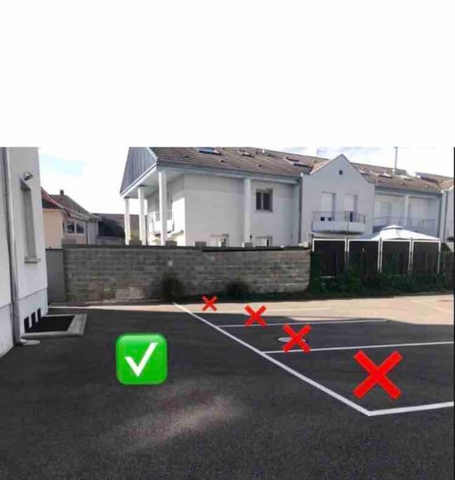 Des 3 Pays. 2 Mn De Bale+ Free Parking * Saint-Louis (Haut-Rhin)