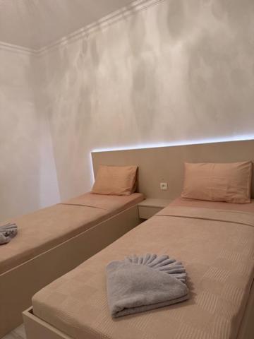 Des 3 Pays. 2 Mn De Bale+ Free Parking * Saint-Louis (Haut-Rhin)